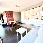 Apartman Select Suites By Mb Apartments *