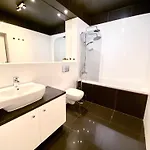 Select Suites By Mb Apartments Krakkó